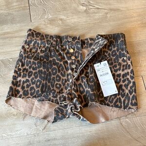 BNWT Zara Size 6 Leopard Print Women Shorts